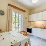 The Green Cottage 1