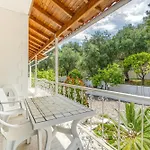 The Green Cottage 1